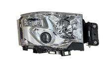 Proiettore Destro Manuale/Elettrico Alogeno 24 V Con Portalampada - Senza Lampadina (H7 - H1 - P21W - W5W) Connettore Rettangolare Posteriore Centrale 6 Pin - Senza Motorino - Renault - Serie T - OE 7482622240 - Carrozzeria Truck