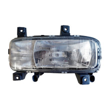 Proiettore Destro Manuale/Elettrico Alogeno 24V Con Porta Lampada Senza Lampadina (H4 - H1 - W5W) Connettore Rettangolare Posteriore Centrale Destro 6 Pin - Senza Motorino - Mercedes - Atego 1a serie - OE 712380001129 - 9738200661 - Carrozzeria Truck